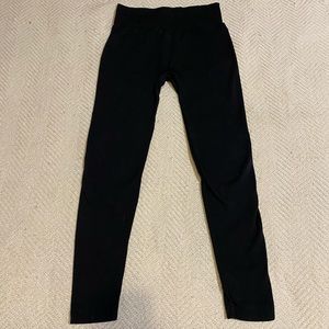 black leggings (one size fits all)